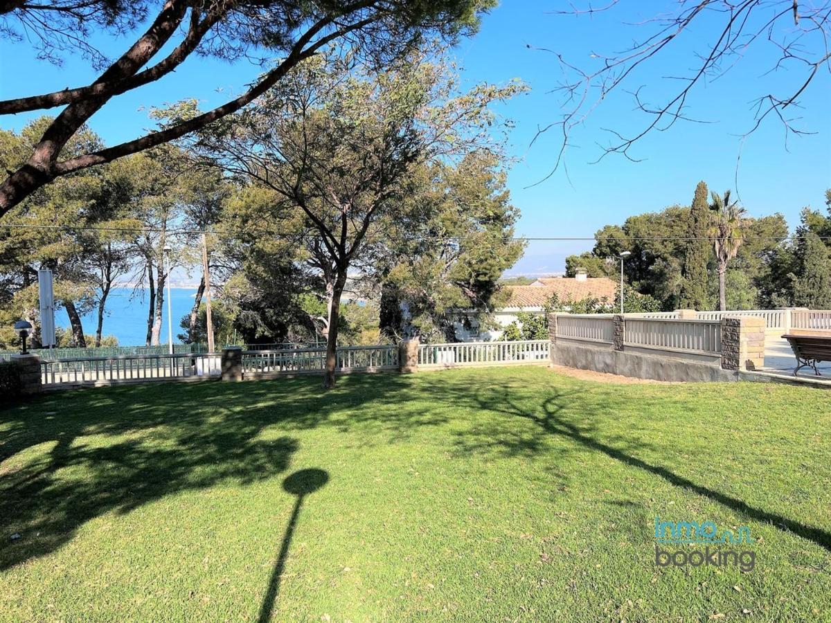 Sun Beach CYE Salou, climatizado, piscina y Pk Exterior foto